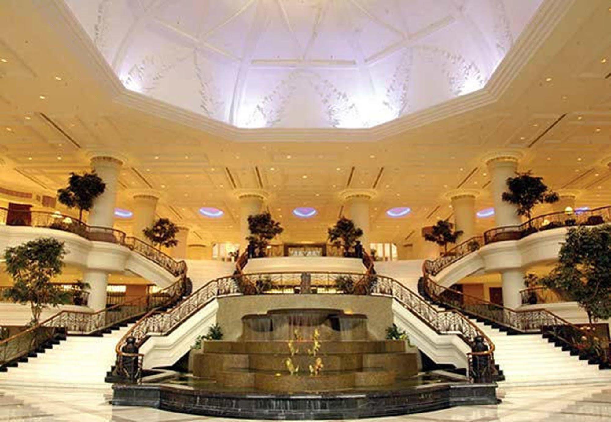 Putrajaya Marriott Hotel Интерьер фото